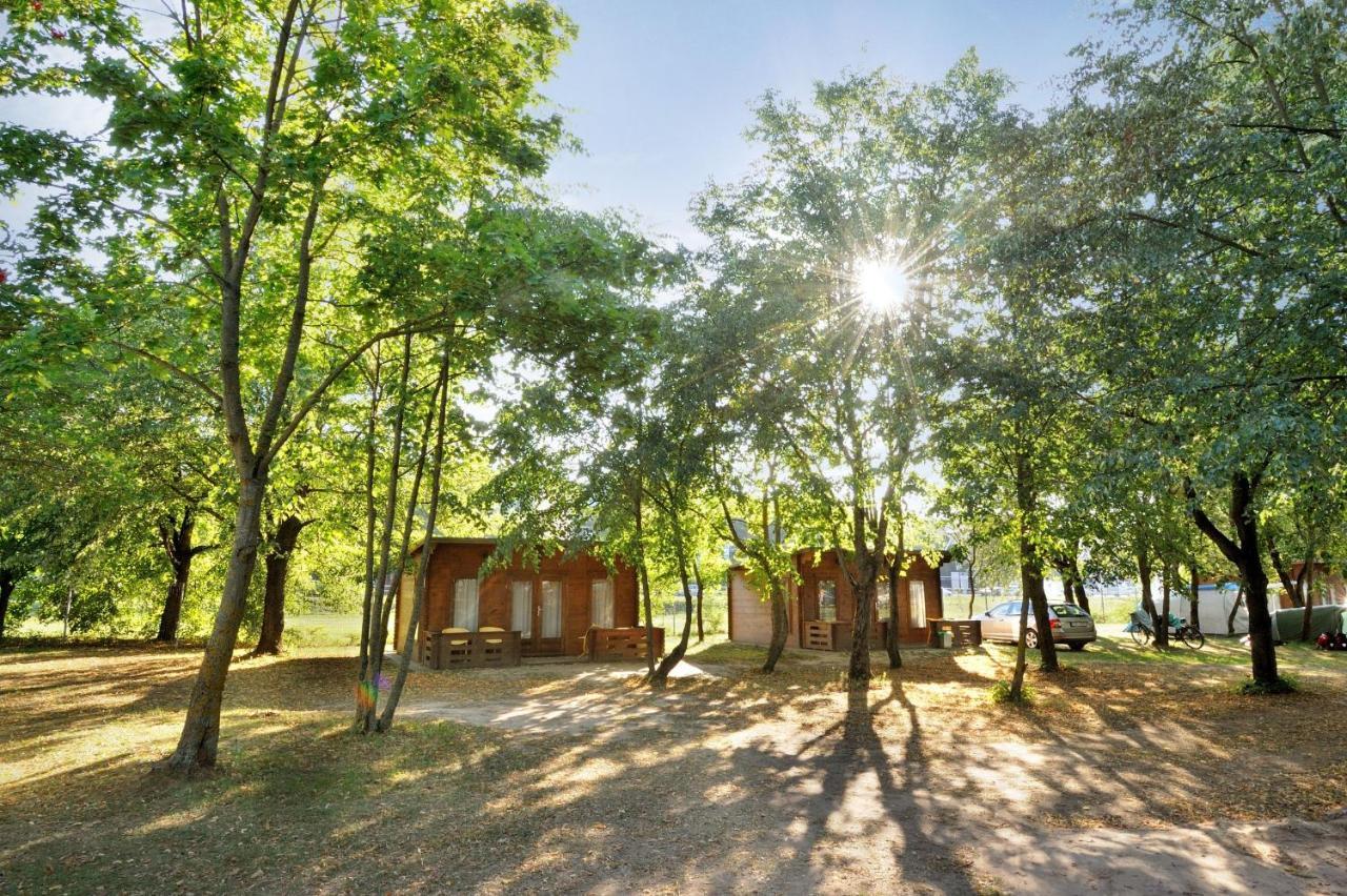 Kaunas Camp Inn Bagian luar foto